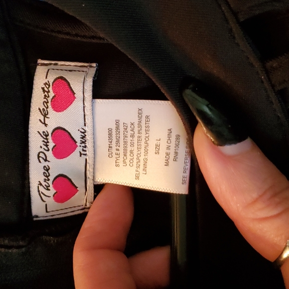 Cute black dress - Picture 3 of 5